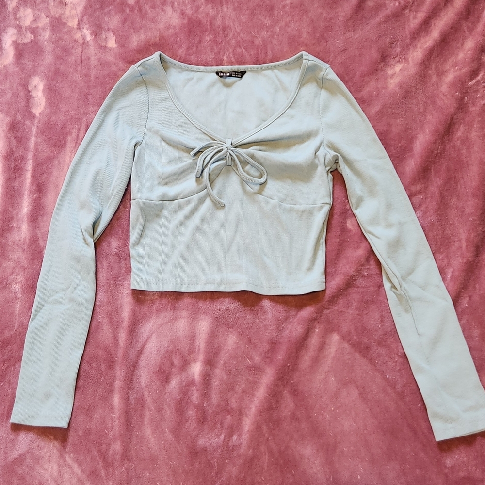Woman's crop top